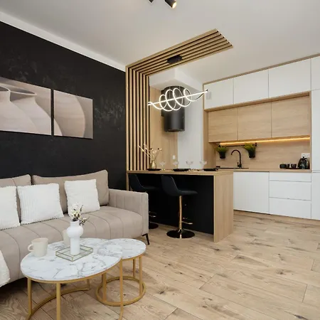 Herbu Oksza Elegant With Parking By Renters 아파트 *