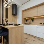 Herbu Oksza Elegant With Parking By Renters Apartment *